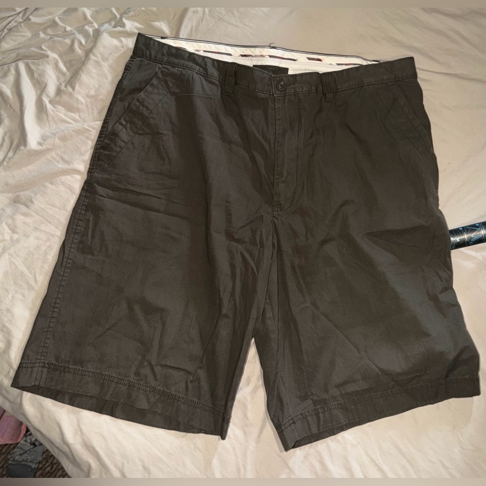 Men's Classic Cotton Blend Shorts - Dark Green